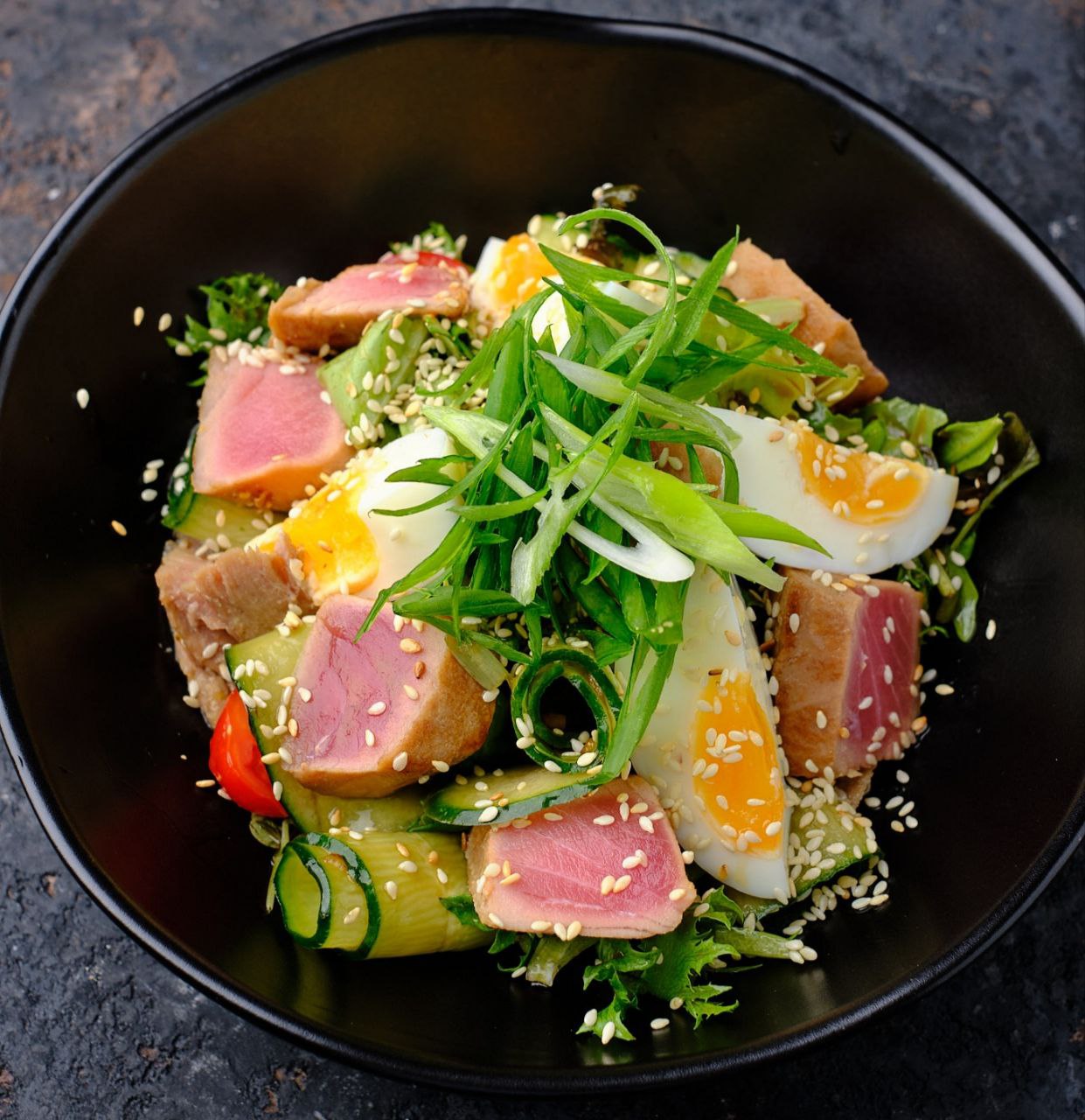 Salad with tuna<br>310 g.